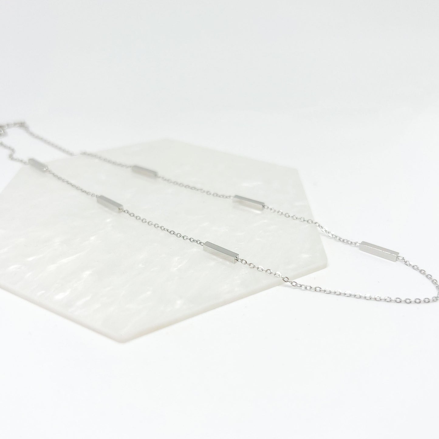 Collier MADY