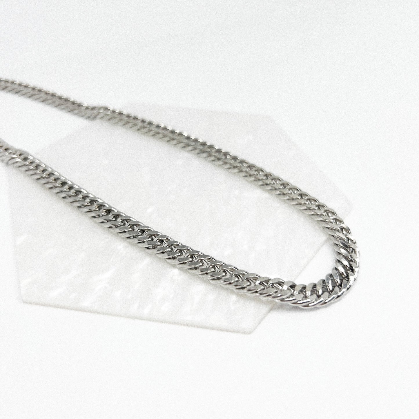 Collier MILA