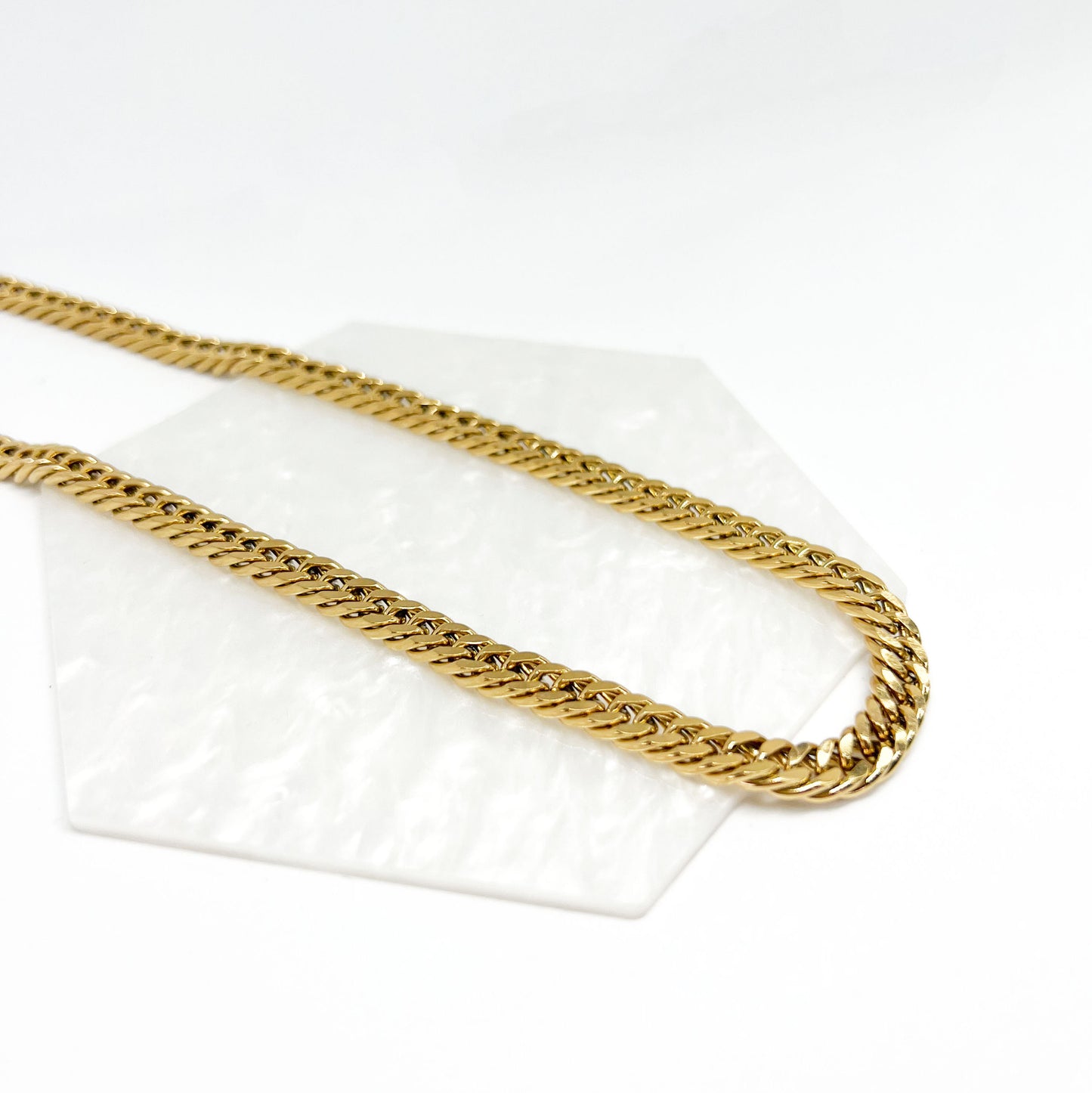 Collier MILA